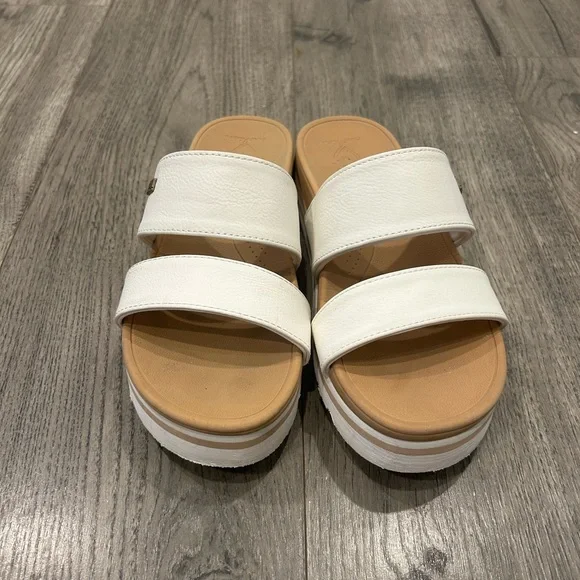Reef  white beige horizon platform sandals - Picture 2 of 9